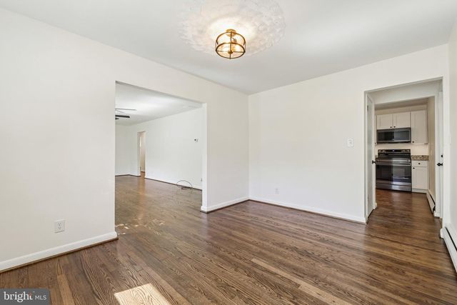 816 MEADOW RD, Severn, MD 21144