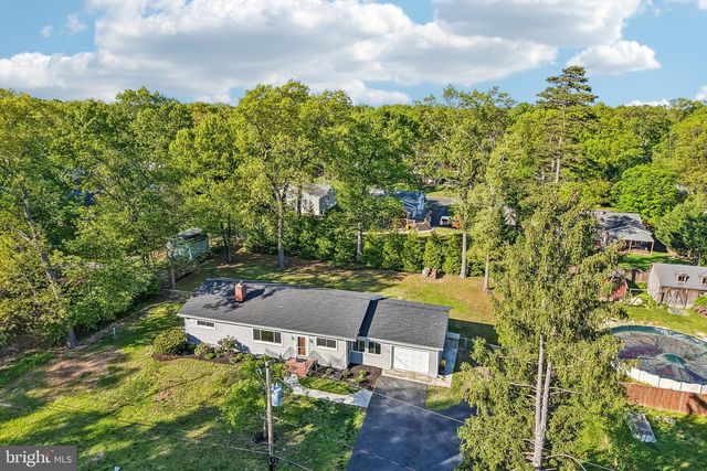 816 MEADOW RD, Severn, MD 21144