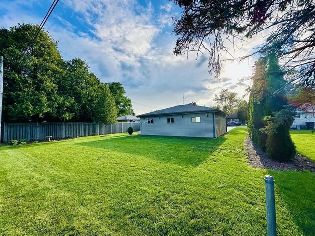 2635 N 30th Street, Sheboygan, WI 53083