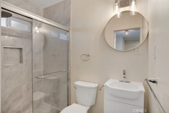 7635 Fallbrook Avenue, West Hills, CA 91304