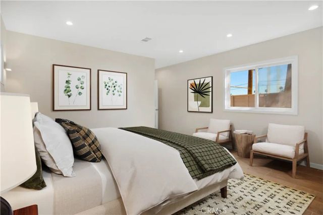 7635 Fallbrook Avenue, West Hills, CA 91304