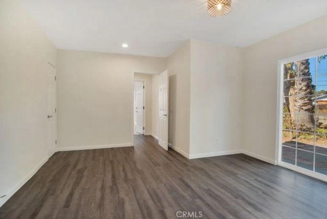 7635 Fallbrook Avenue, West Hills, CA 91304