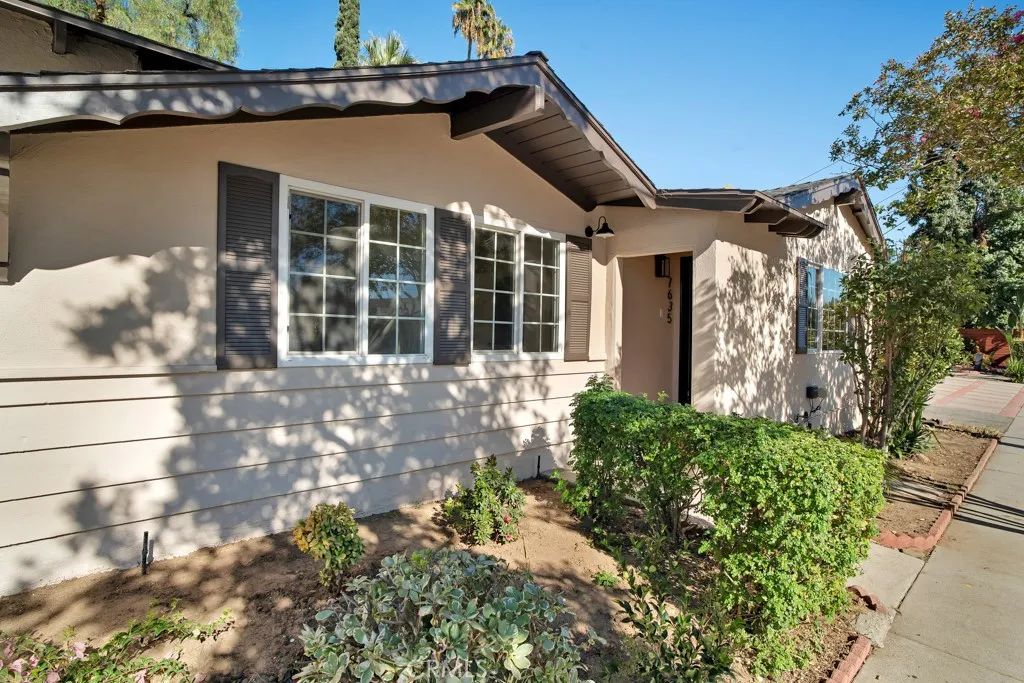 7635 Fallbrook Avenue, West Hills, CA 91304