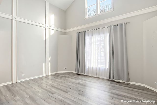 3300 Country Lane, Waukegan, IL 60087