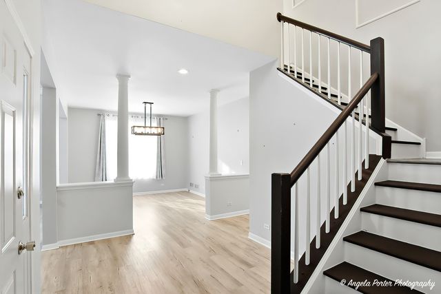 3300 Country Lane, Waukegan, IL 60087