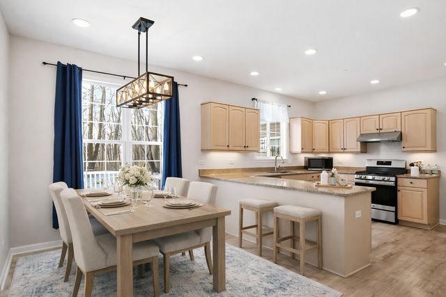 3300 Country Lane, Waukegan, IL 60087