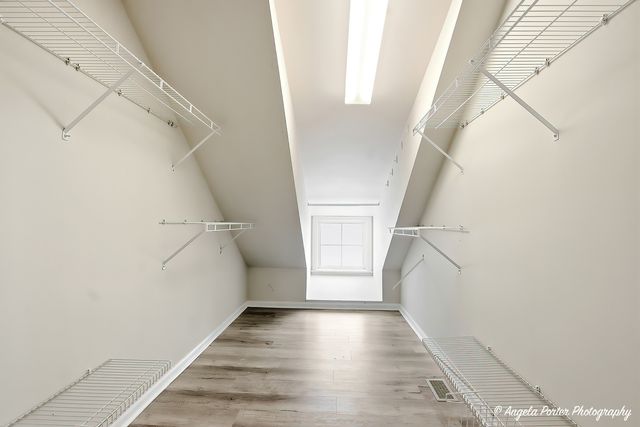 3300 Country Lane, Waukegan, IL 60087