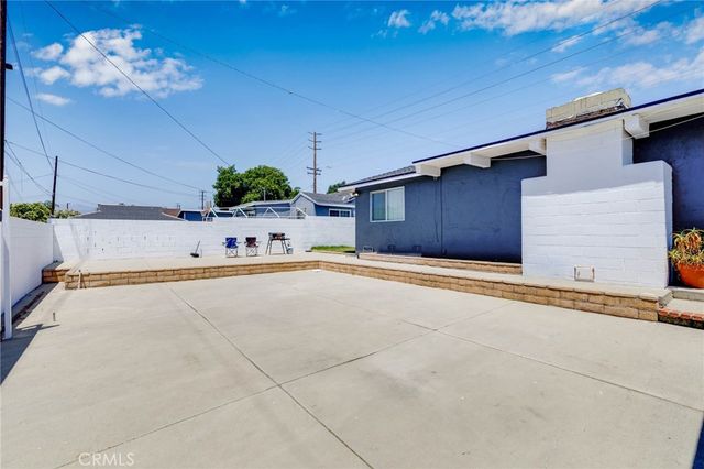 235 S Azusa, West Covina, CA 91791