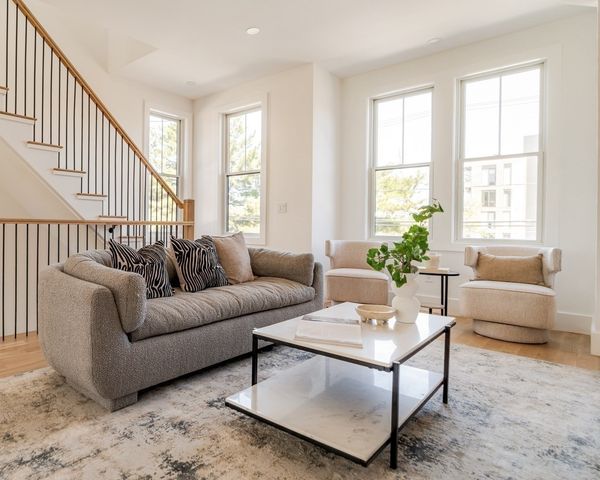 11 Lothrop St 11, Boston, MA 02135