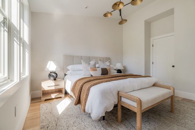 11 Lothrop St 11, Boston, MA 02135
