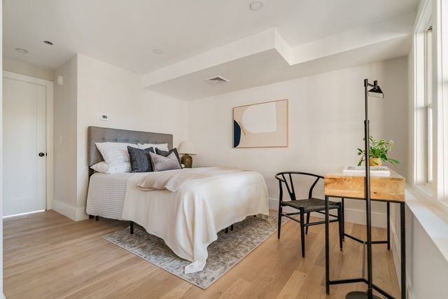 11 Lothrop St 11, Boston, MA 02135