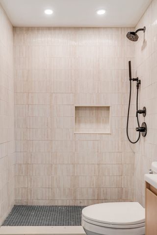 11 Lothrop St 11, Boston, MA 02135