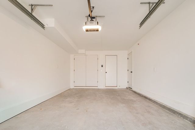 11 Lothrop St 11, Boston, MA 02135