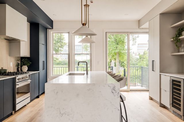 11 Lothrop St 11, Boston, MA 02135
