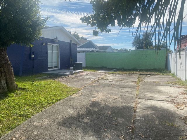 6224 N GRADY AVENUE, Tampa, FL 33614