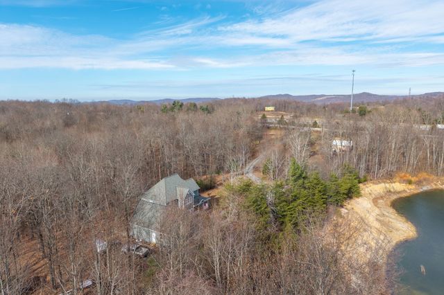 10739 Monterey Hwy, Monterey, TN 38574