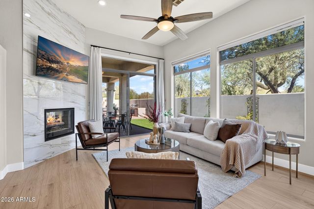 8458 E HAVASUPAI Drive, Scottsdale, AZ 85255