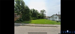 1004 Elm St, Hopewell, VA 23860