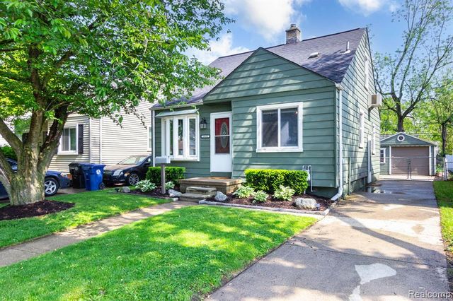 15632 Leona Drive, Redford, MI 48239