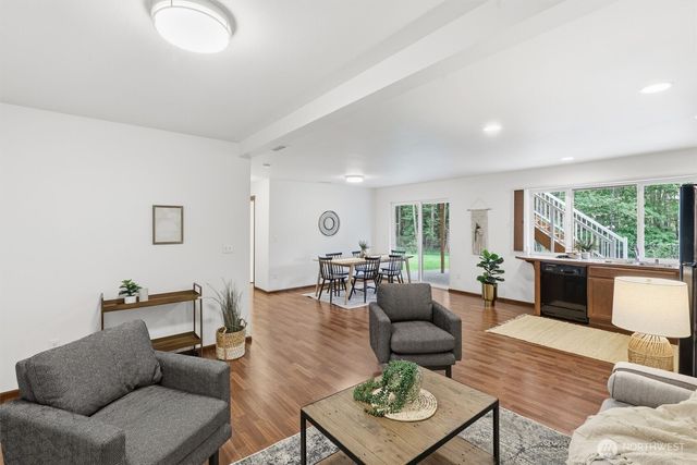 17322 84th Avenue NE, Arlington, WA 98223