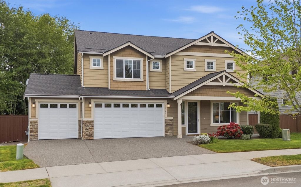 17322 84th Avenue NE, Arlington, WA 98223