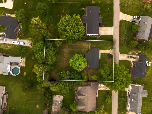 114 Oakwood Estate, Scott Depot, WV 25560
