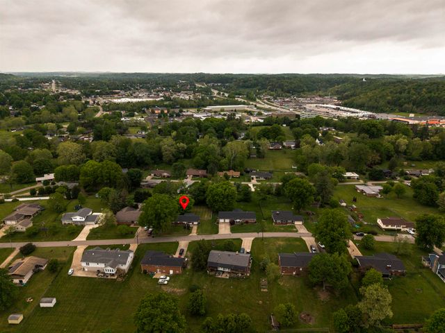 114 Oakwood Estate, Scott Depot, WV 25560