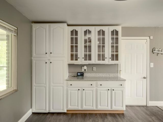 114 Oakwood Estate, Scott Depot, WV 25560