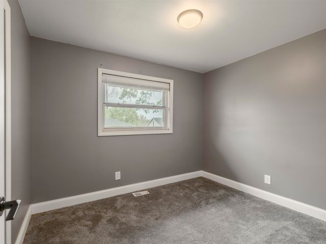 114 Oakwood Estate, Scott Depot, WV 25560