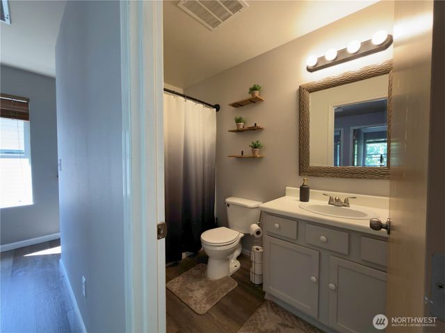 1823 E 43rd Street, Tacoma, WA 98404