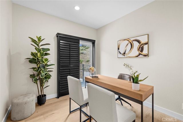 7422 valaho, Tujunga, CA 91042