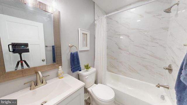 3301 CEDARHURST RD, Baltimore, MD 21214