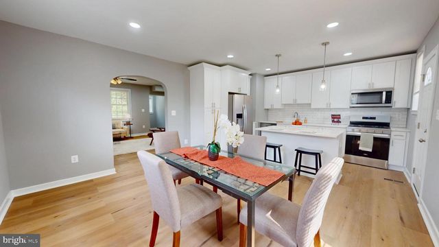 3301 CEDARHURST RD, Baltimore, MD 21214