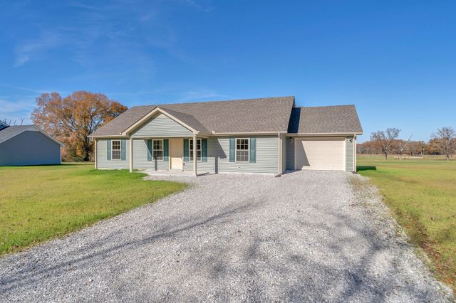1563 Paynes Church Rd, Winchester, TN 37398