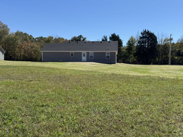 1563 Paynes Church Rd, Winchester, TN 37398