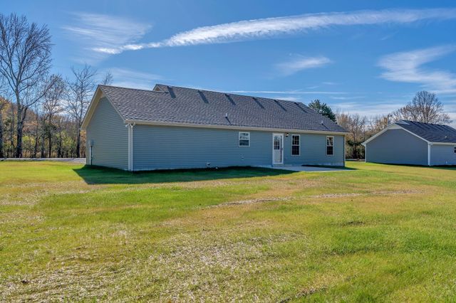1563 Paynes Church Rd, Winchester, TN 37398
