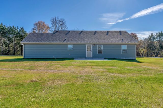 1563 Paynes Church Rd, Winchester, TN 37398