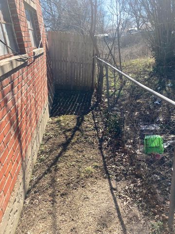 1009 W Delaware Avenue, Vinita, OK 74301