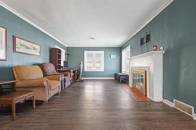 1009 W Delaware Avenue, Vinita, OK 74301