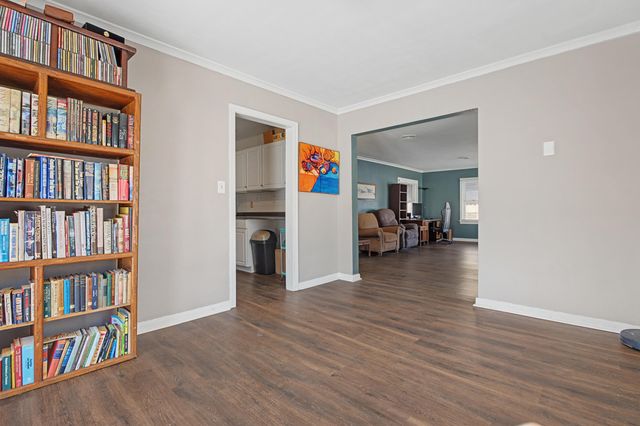 1009 W Delaware Avenue, Vinita, OK 74301