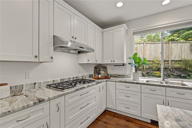 813 275th Place SE, Sammamish, WA 98075