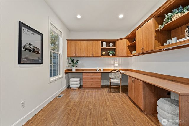 813 275th Place SE, Sammamish, WA 98075