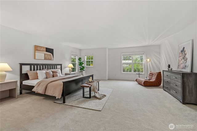 813 275th Place SE, Sammamish, WA 98075