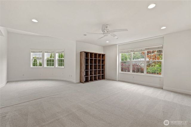 813 275th Place SE, Sammamish, WA 98075