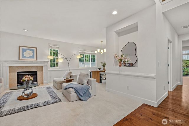 813 275th Place SE, Sammamish, WA 98075