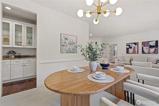 813 275th Place SE, Sammamish, WA 98075