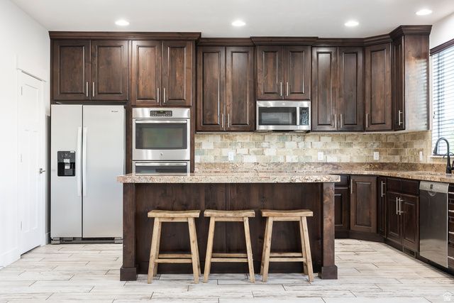 92 N EDEN WAY, Vineyard, UT 84059