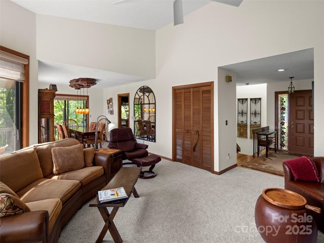 167 Country Ridge Road, Laurel Park, NC 28739