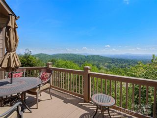 167 Country Ridge Road, Laurel Park, NC 28739