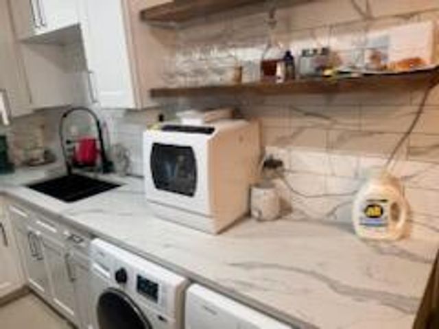 2220 NE 68th Street 1023, Fort Lauderdale, FL 33308